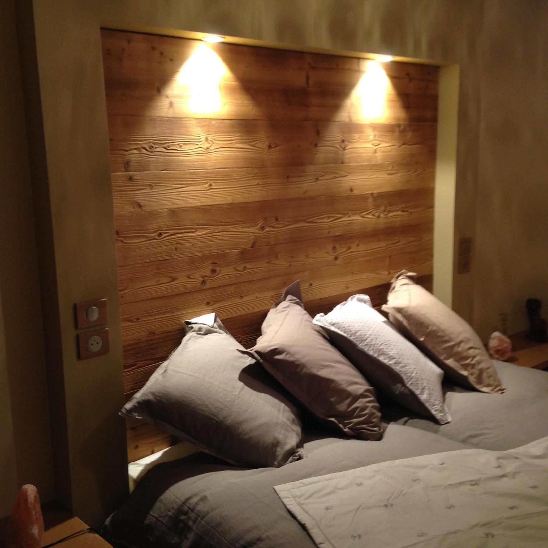 Aux Pierres Magiques Bed & Breakfast 3*